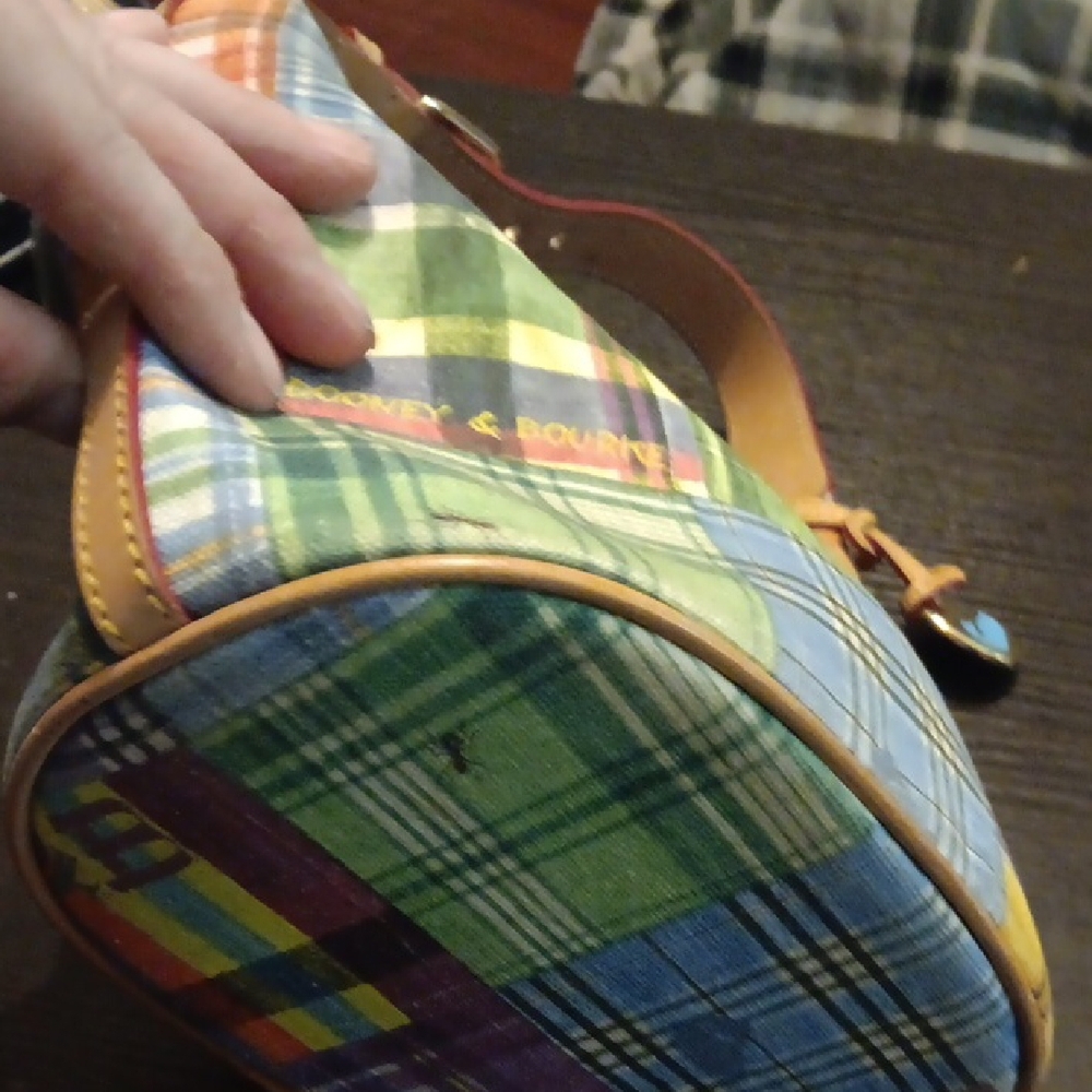 Dooney & Bourke Y2K-ERA 2-fer "Picnic Ants Madness" Plaid Canvas Bag & Wristlet - Picture 8 of 16